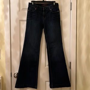 039 The Limited Low-Rise Dark Denim Wide Leg Jeans